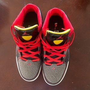 Michael Jordan Sneakers for men's Size 10 Black Grey red and yellow